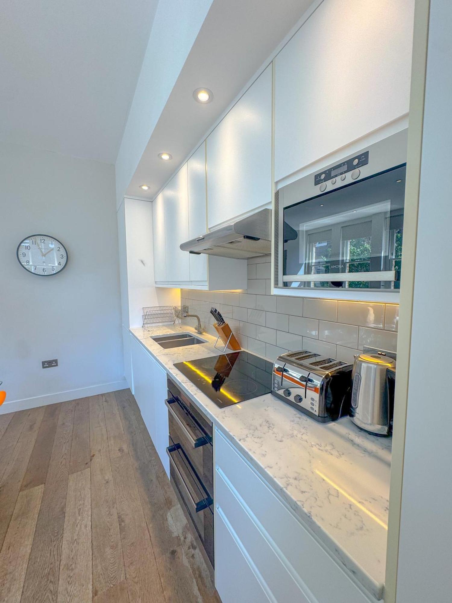 Whitfield Street Apartments Londra Exterior foto